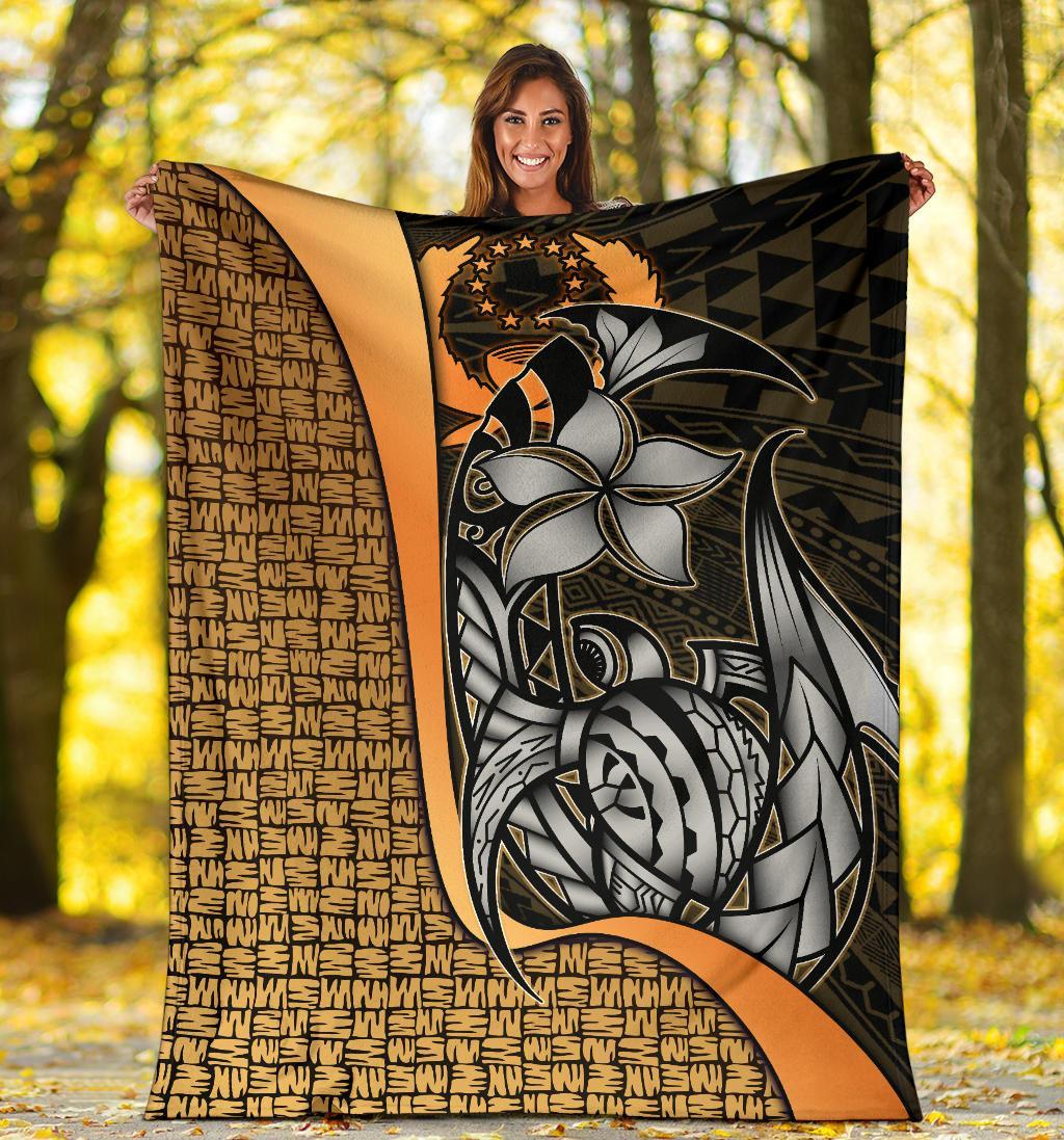 Pohnpei Micronesia Premium Blanket Gold - Turtle With Hook - Polynesian Pride