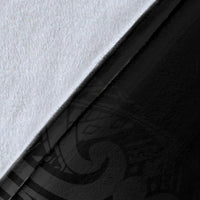 Kosrae Premium Blanket - Black Fog Style - Polynesian Pride