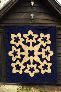 Hawaiian Premium Quilt Royal Pattern - Indigo - A1 Style - Polynesian Pride