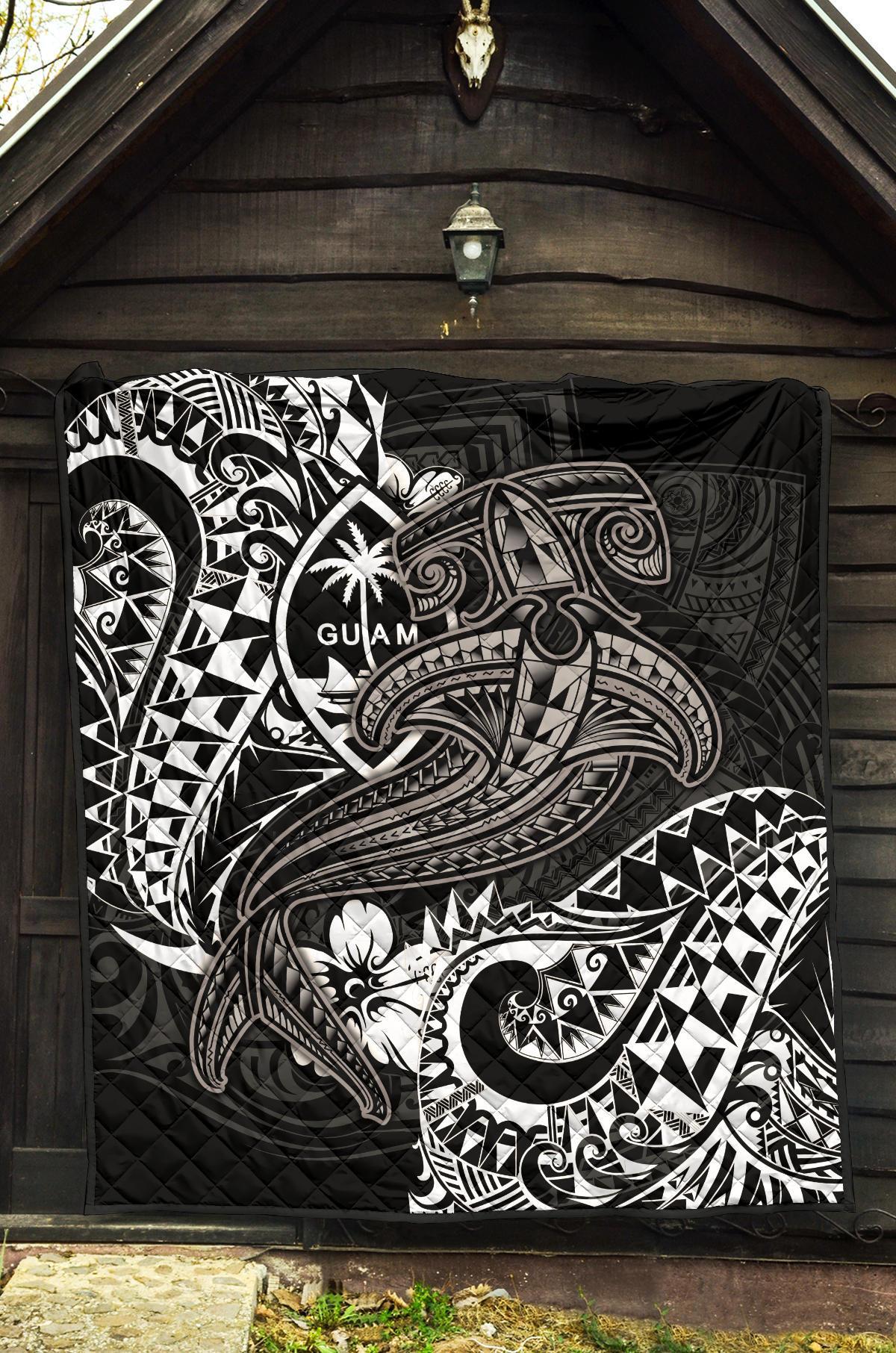 Guam Polynesian Premium Quilt - White Shark Polynesian Tattoo - Polynesian Pride