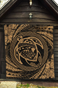 Hawaiian Kanaka Honu Hibiscus Tornando Gold Polynesian Premium Quilt - Polynesian Pride