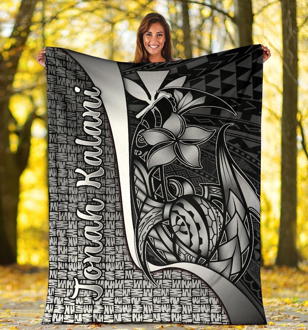 Polynesian Hawaii Jonah Kalani Premium Blanket White - Turtle with Hook - Polynesian Pride