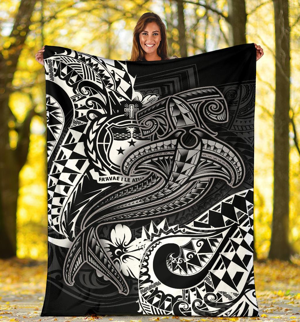 Samoa Premium Blanket - White Shark Polynesian Tattoo - Polynesian Pride