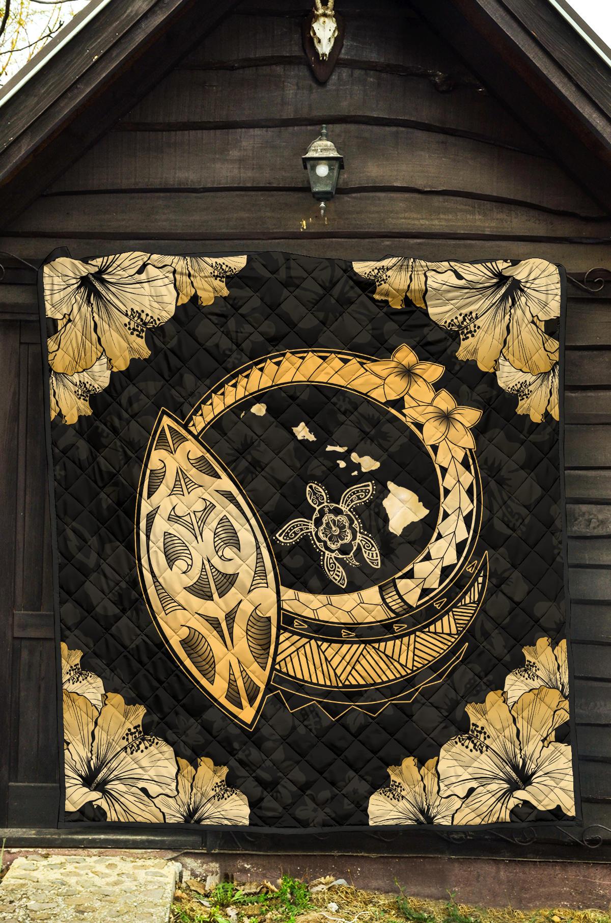 Hawaii Hibiscus Map Hidden Polynesian Hidden Gold Premium Quilt - Polynesian Pride