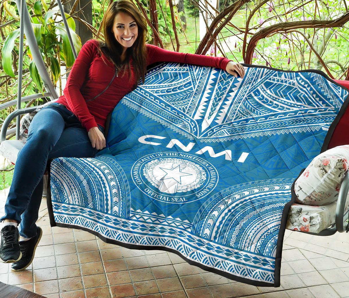 Northern Mariana Islands Premium Quilt - CNMI Seal Polynesian Chief Light Blue Version - Polynesian Pride