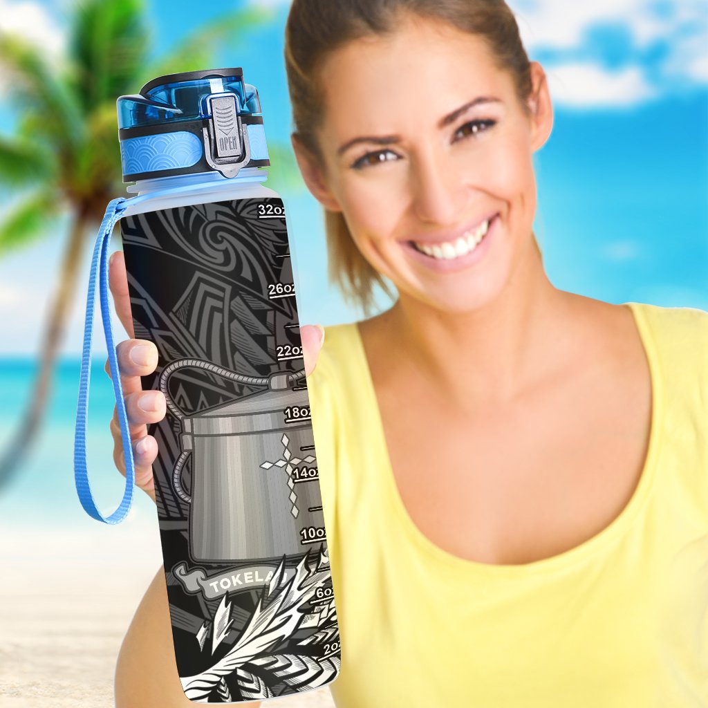 Tokelau Hydro Tracking Bottle - Wings Style - Polynesian Pride