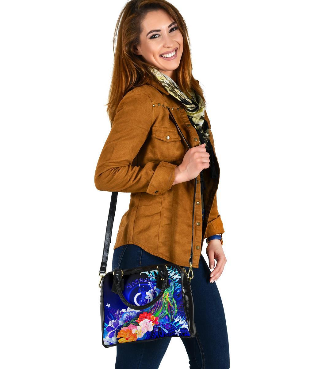 Vanuatu Shoulder Handbag - Humpback Whale with Tropical Flowers (Blue) - Polynesian Pride