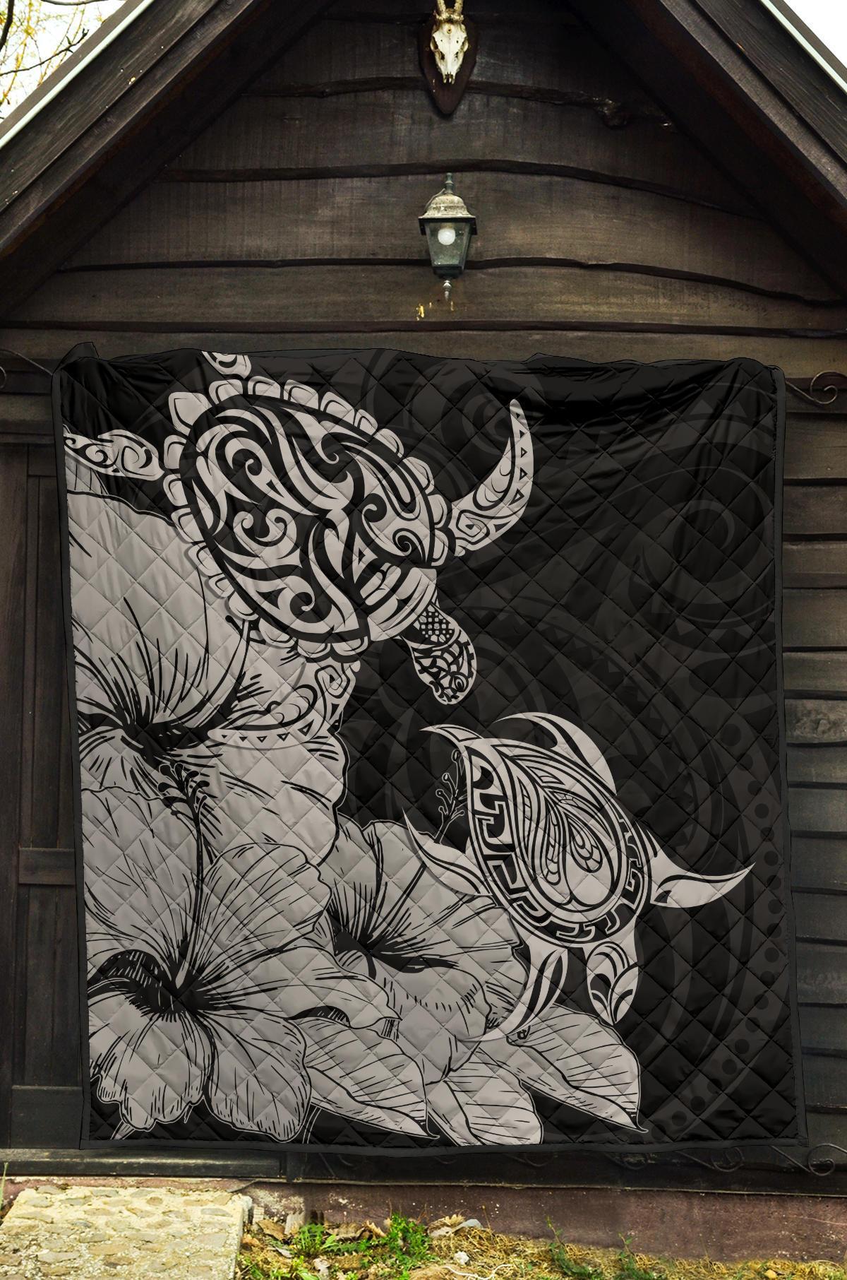 Hawaii Turtle Premium Quilt Polynesian Hibiscus Art Gray AH - Polynesian Pride