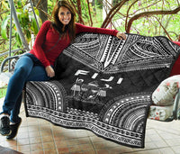 Fiji Premium Quilt - Fiji Coat Of Arms Polynesian Chief Black Version - Polynesian Pride