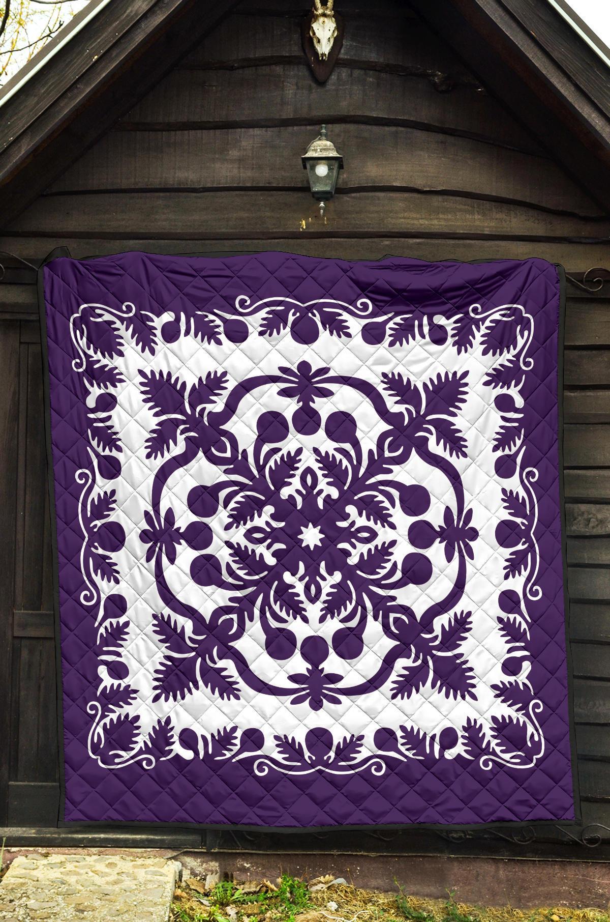 Hawaii Premium Quilt Royal Pattern - Purple And White - Polynesian Pride