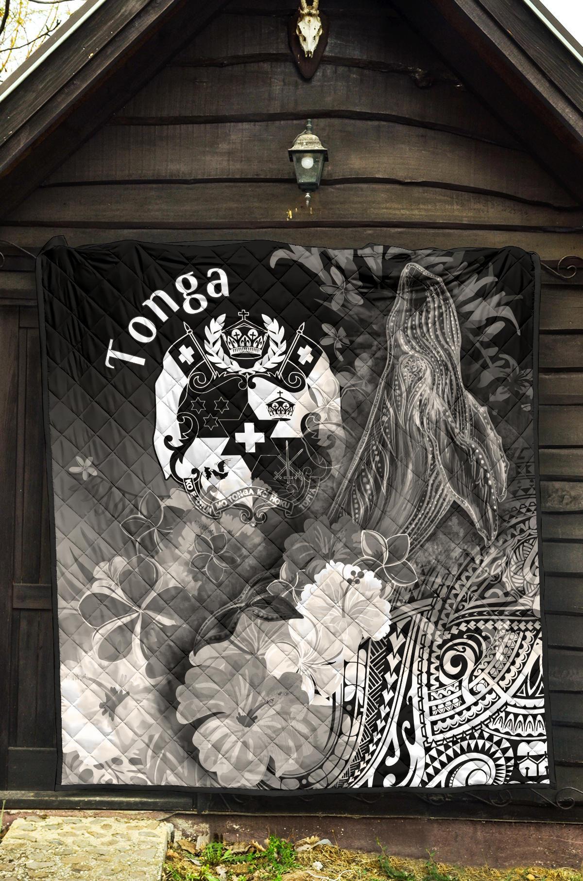 Tonga Premium Quilt - Humpback Whale with Tropical Flowers (White) - Polynesian Pride