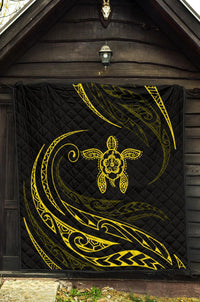 Hawaii Turtle Hibicus Premium Quilt - Frida Style - Yellow - Polynesian Pride