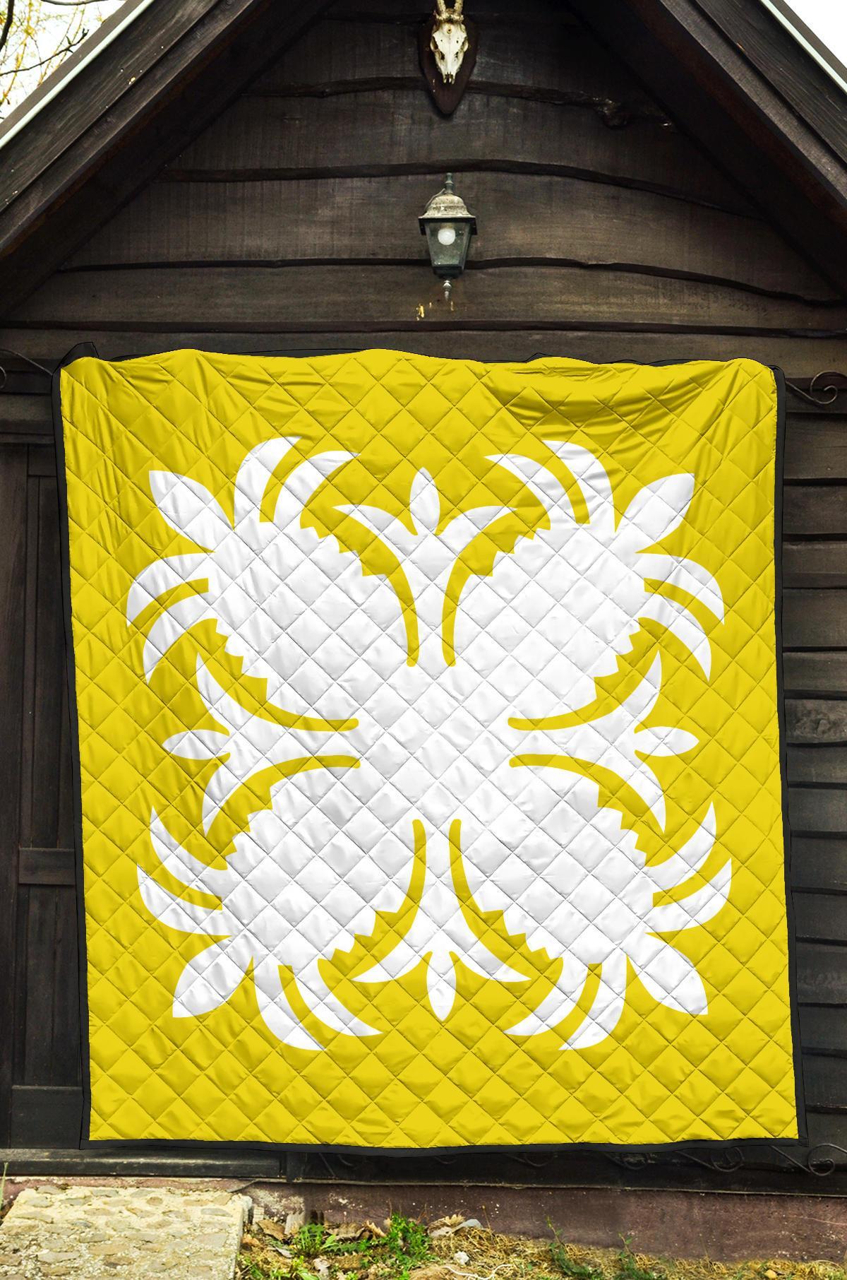 Hawaiian Premium Quilt Royal Pattern - Yellow - A2 Style - Polynesian Pride