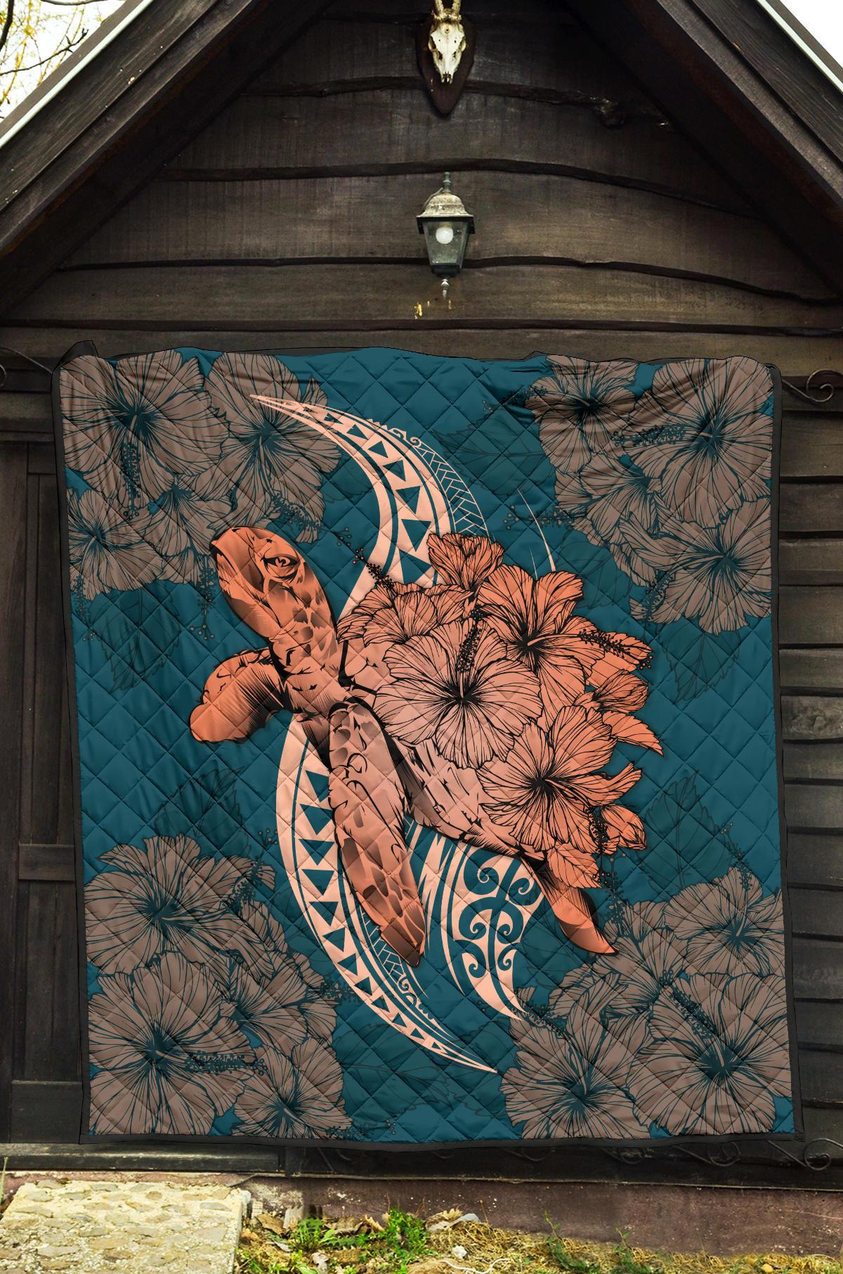 Hawaii Polynesian Turtle Hibiscus Premium Quilt - Orange - Polynesian Pride