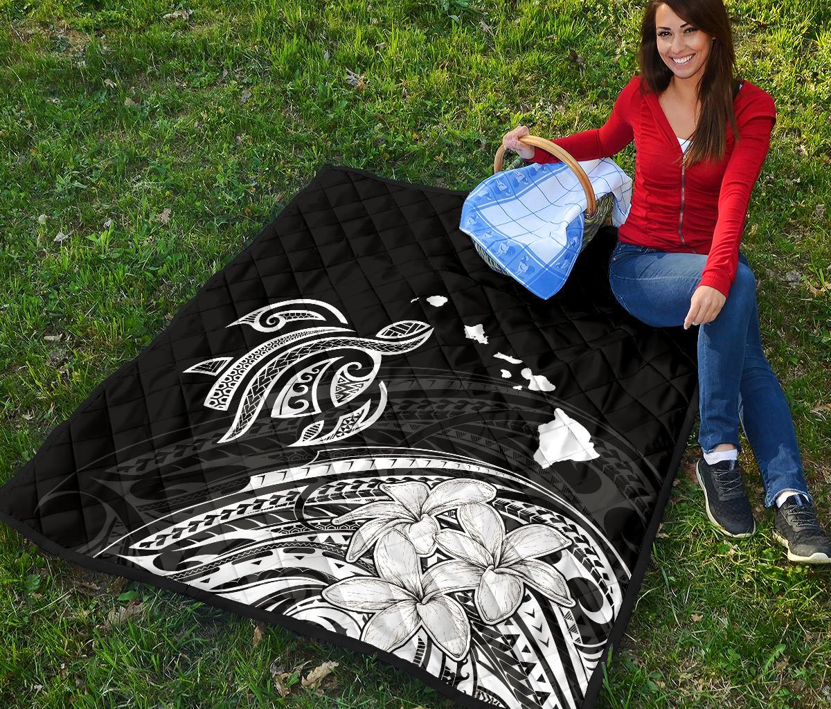 Hawaii Map Plumeria Polynesian Premium Quilt - Polynesian Pride