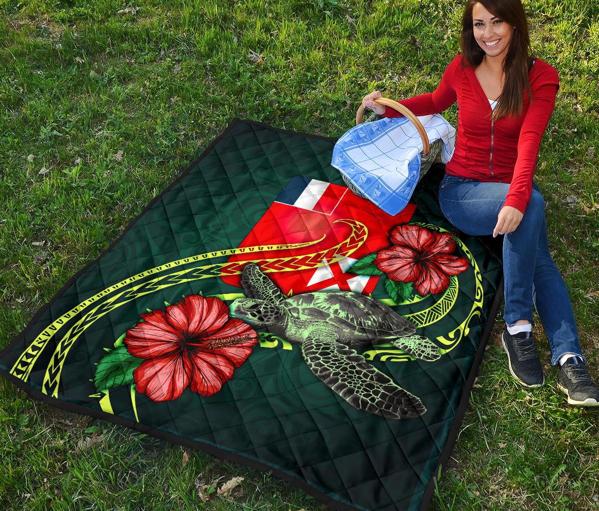 Wallis and Futuna Polynesian Premium Quilt - Green Turtle Hibiscus - Polynesian Pride