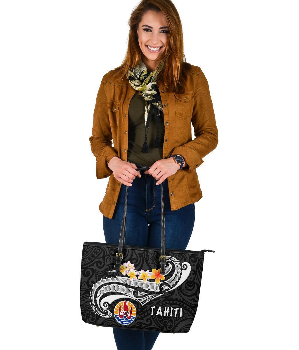 Tahiti Leather Tote Bag - Tahiti Seal Polynesian Patterns Plumeria (Black) - Polynesian Pride