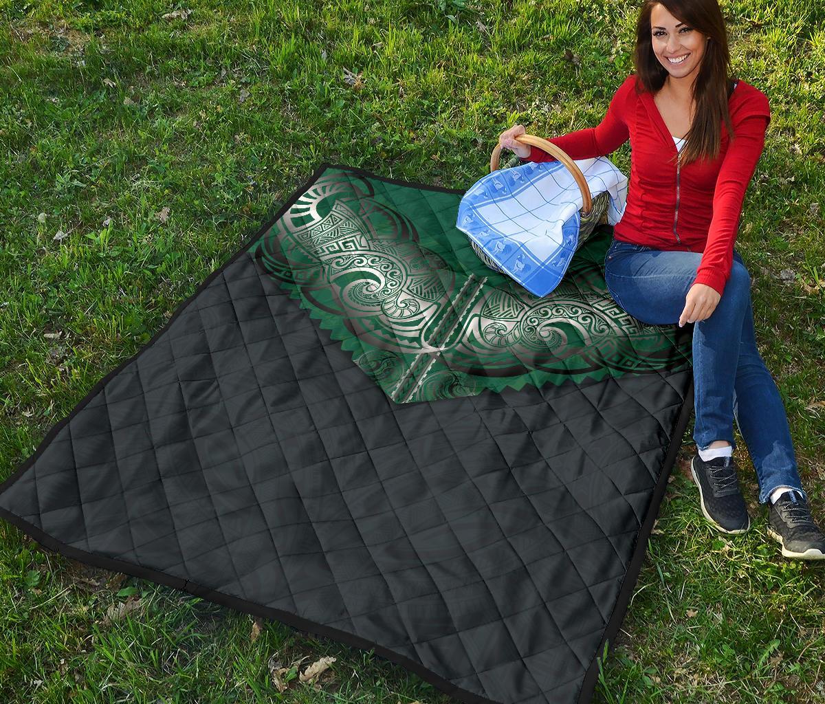 Koru Polynesian Tattoo Premium Quilt - Polynesian Pride