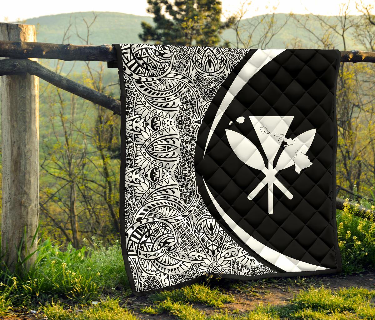 Hawaii Kanaka Polynesian Black And White Premium Quilt - Circle Style - Polynesian Pride