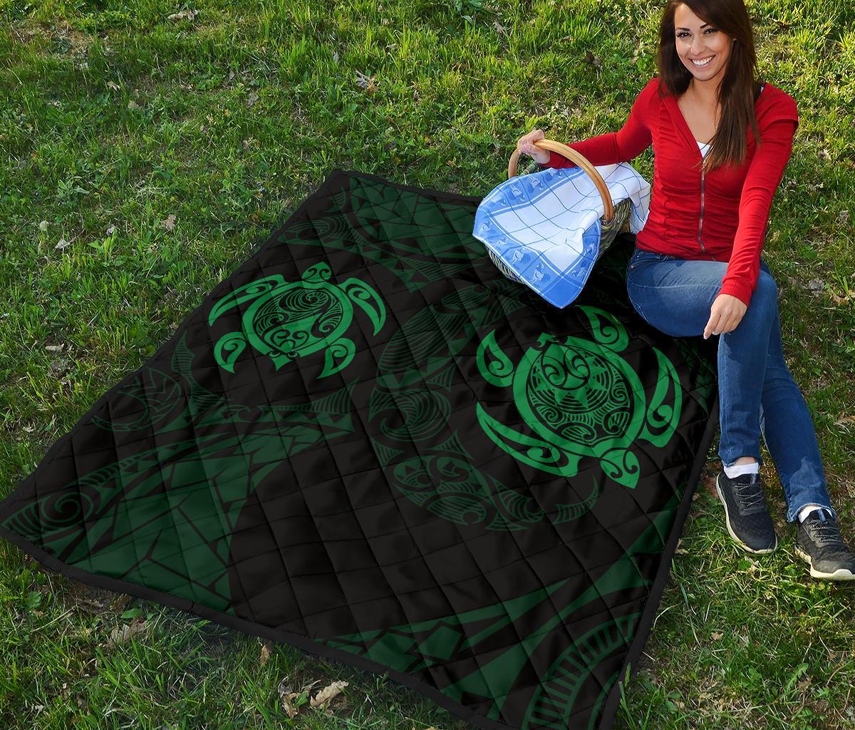 Hawaii Polynesian Turtle Premium Quilt Green - Polynesian Pride