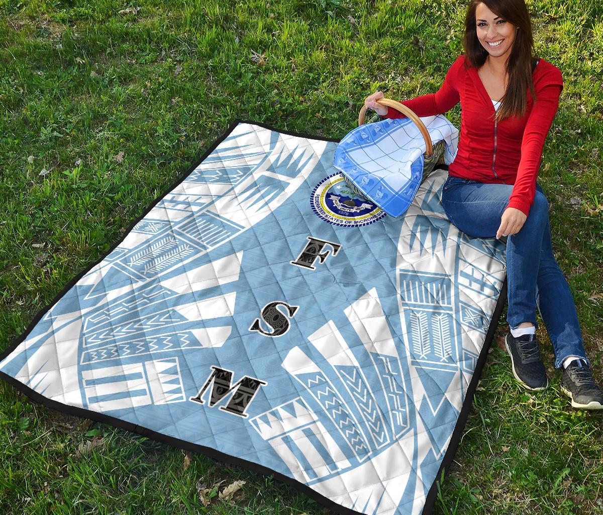 Federated States Of Micronesia Premium Quilt - Federated States Of Micronesia Seal Polynesian White Tattoo (Blue) - Polynesian Pride