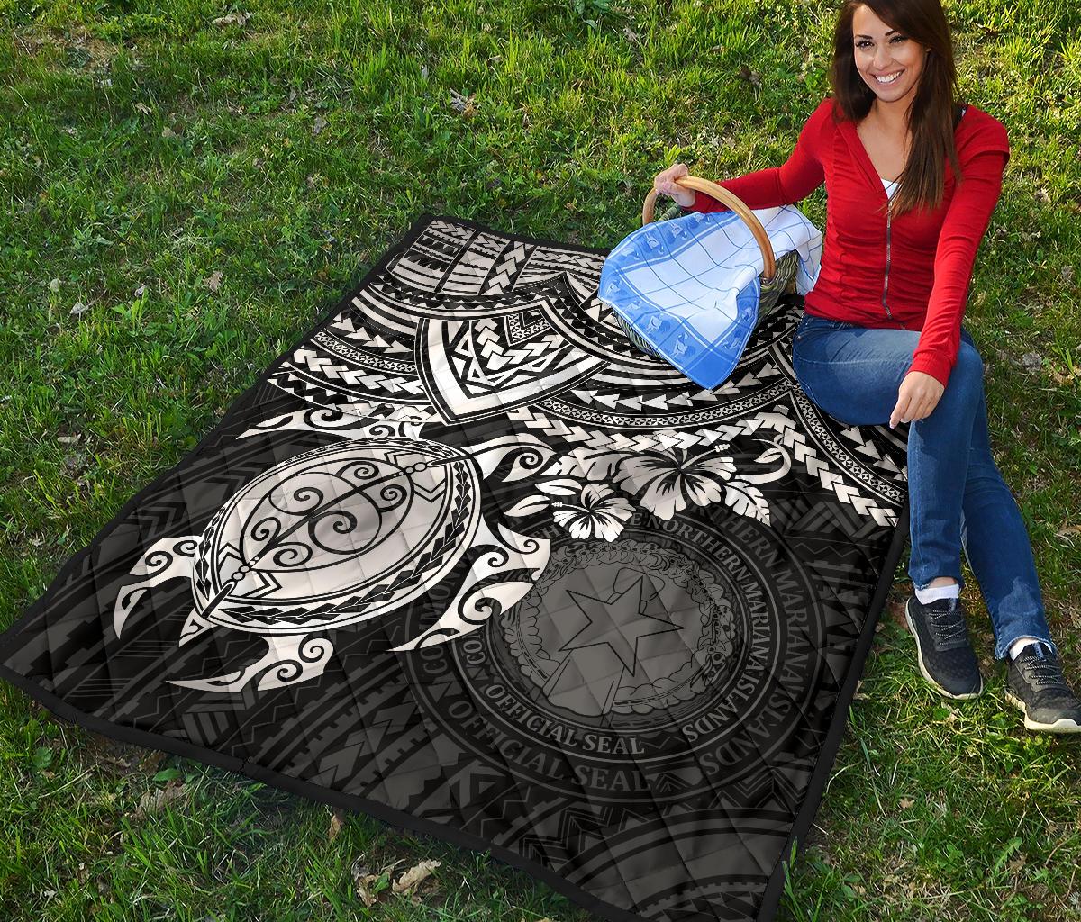 Northern Mariana Islands Polynesian Premium Quilt - Northern Mariana Islands Seal & White Turtle Hibiscus - Polynesian Pride