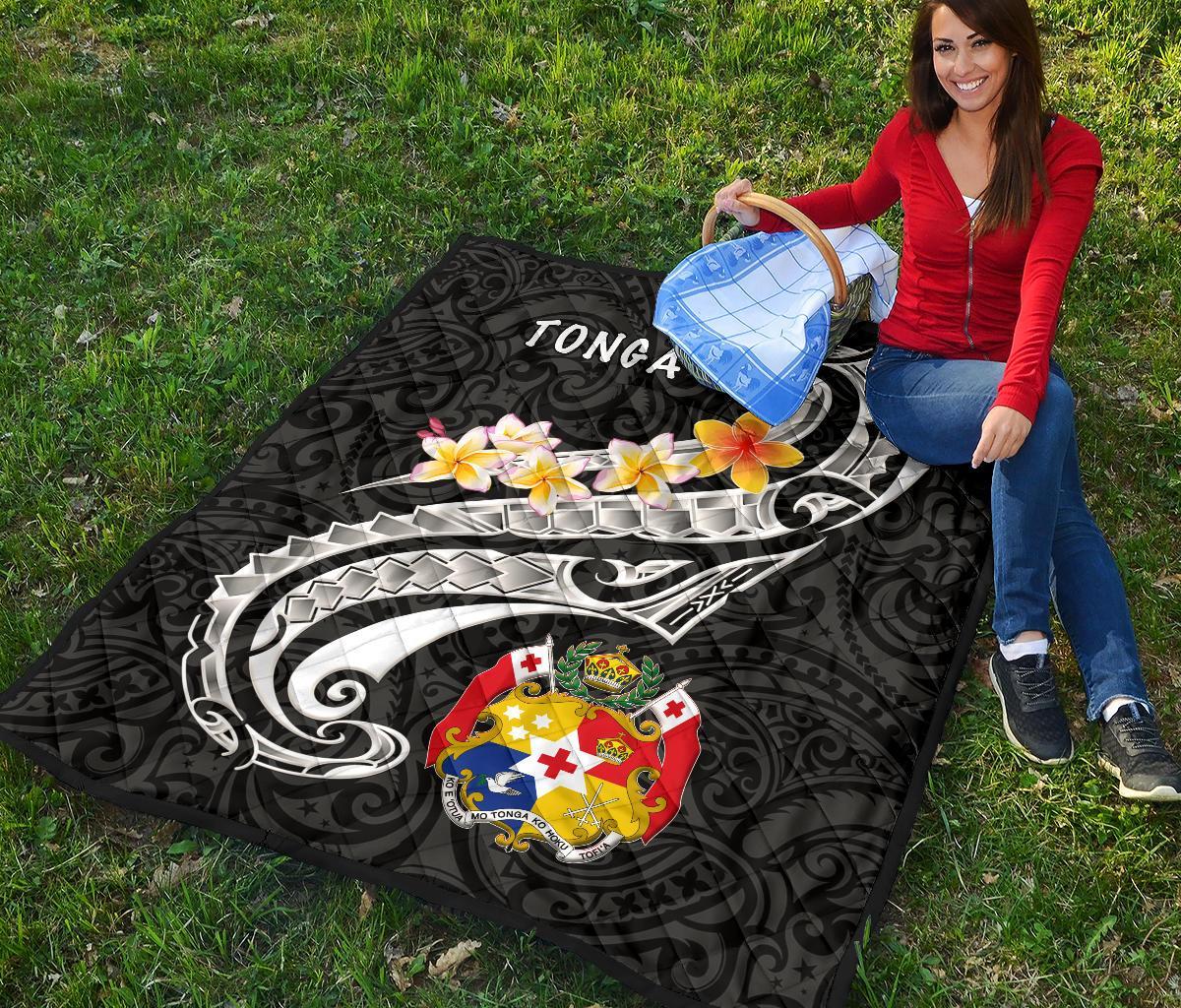 Tonga Premium Quilt - Tonga Seal Polynesian Patterns Plumeria (Black) - Polynesian Pride