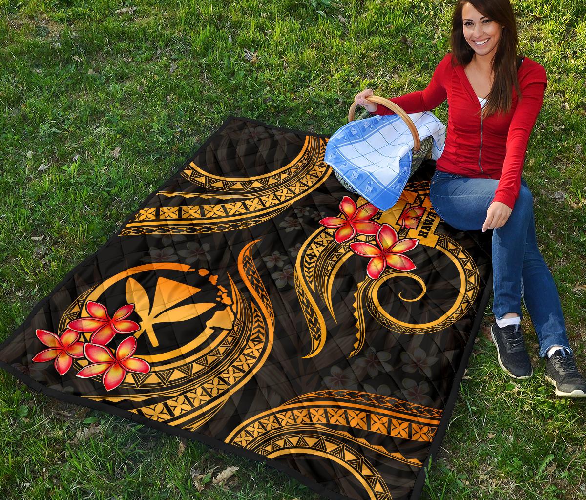 Polynesian Hawaii Premium Quilt - Gold Plumeria - Polynesian Pride