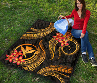 Polynesian Hawaii Premium Quilt - Gold Plumeria - Polynesian Pride