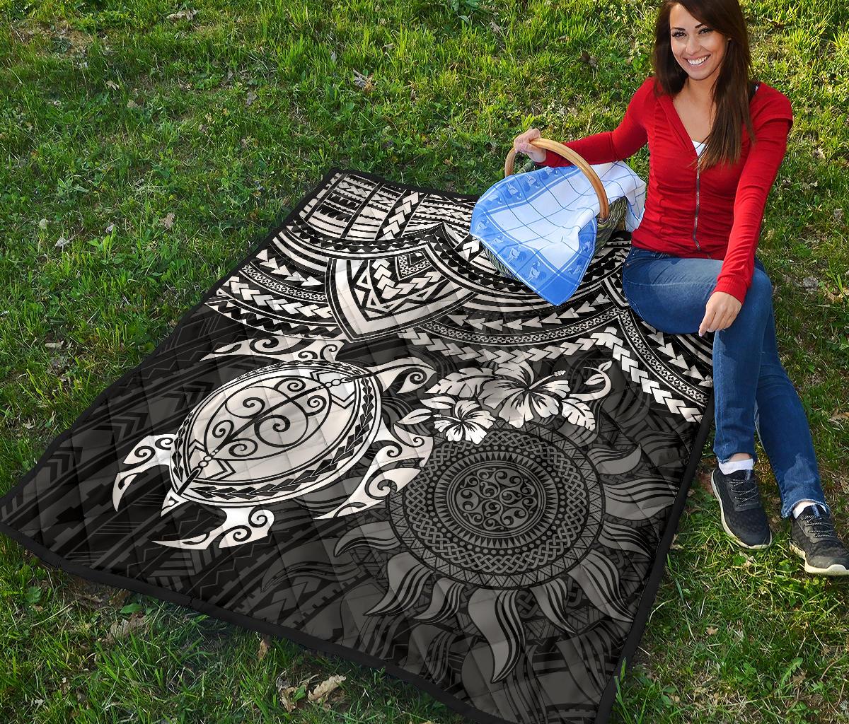 Polynesian Premium Quilt - Polynesian White Turtle Hibiscus - Polynesian Pride