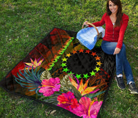 Cook Islands Polynesian Premium Quilt - Hibiscus and Banana Leaves - Polynesian Pride