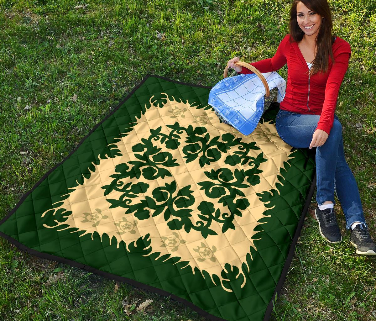 Hawaii Premium Quilt - Hawaiian Quilt Plumeria Medallion Green Premium Quilt - AH - Polynesian Pride