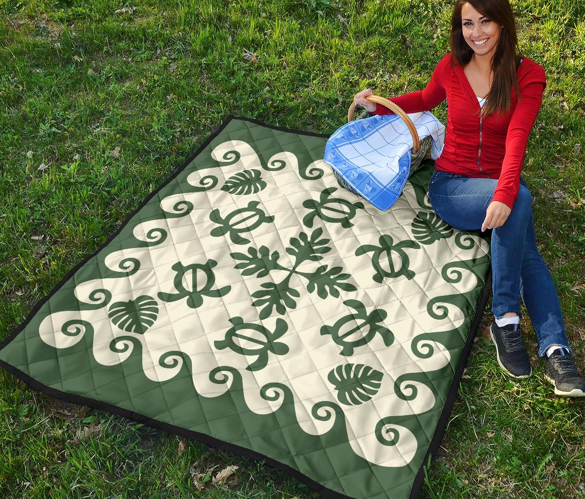 Hawaiian Premium Quilt Tropical Turtle Pattern - Green - Polynesian Pride