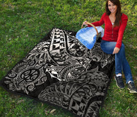 Tonga Polynesian Premium Quilt - White Turtle Flowing - Polynesian Pride