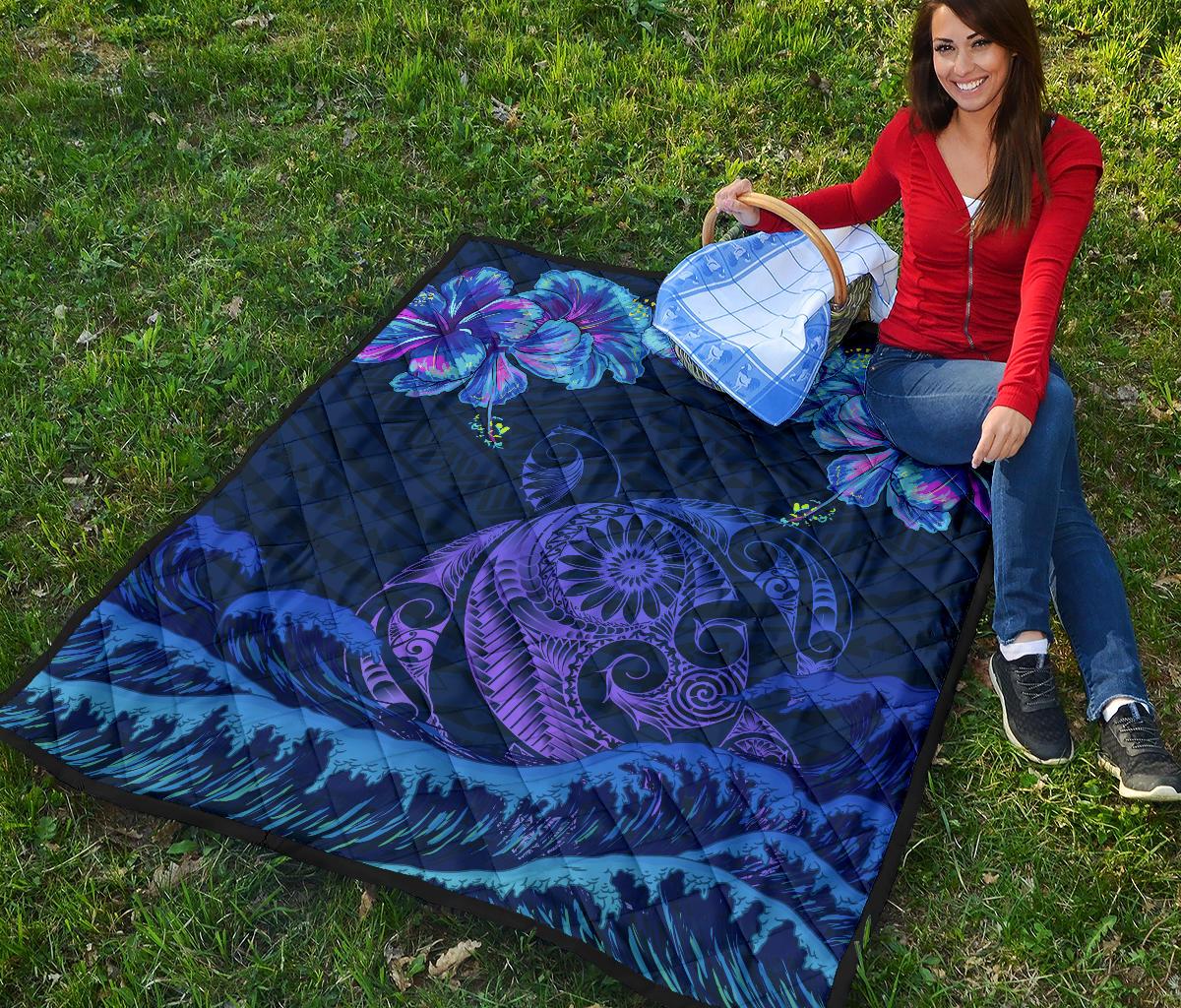 Hawaiian Turtle Hibiscus Polynesian - Premium Quilt - Lucy Style - Polynesian Pride