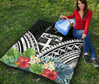 Fiji Premium Quilt - Fiji Coat of Arms & Polynesian Tropical Flowers White - Polynesian Pride