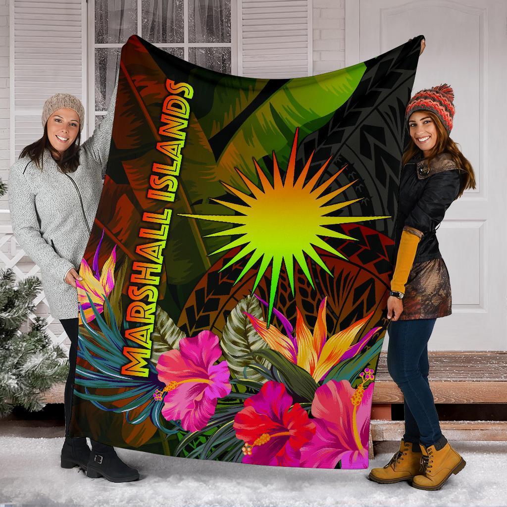 Marshall Islands Polynesian Premium Blanket - Hibiscus and Banana Leaves - Polynesian Pride
