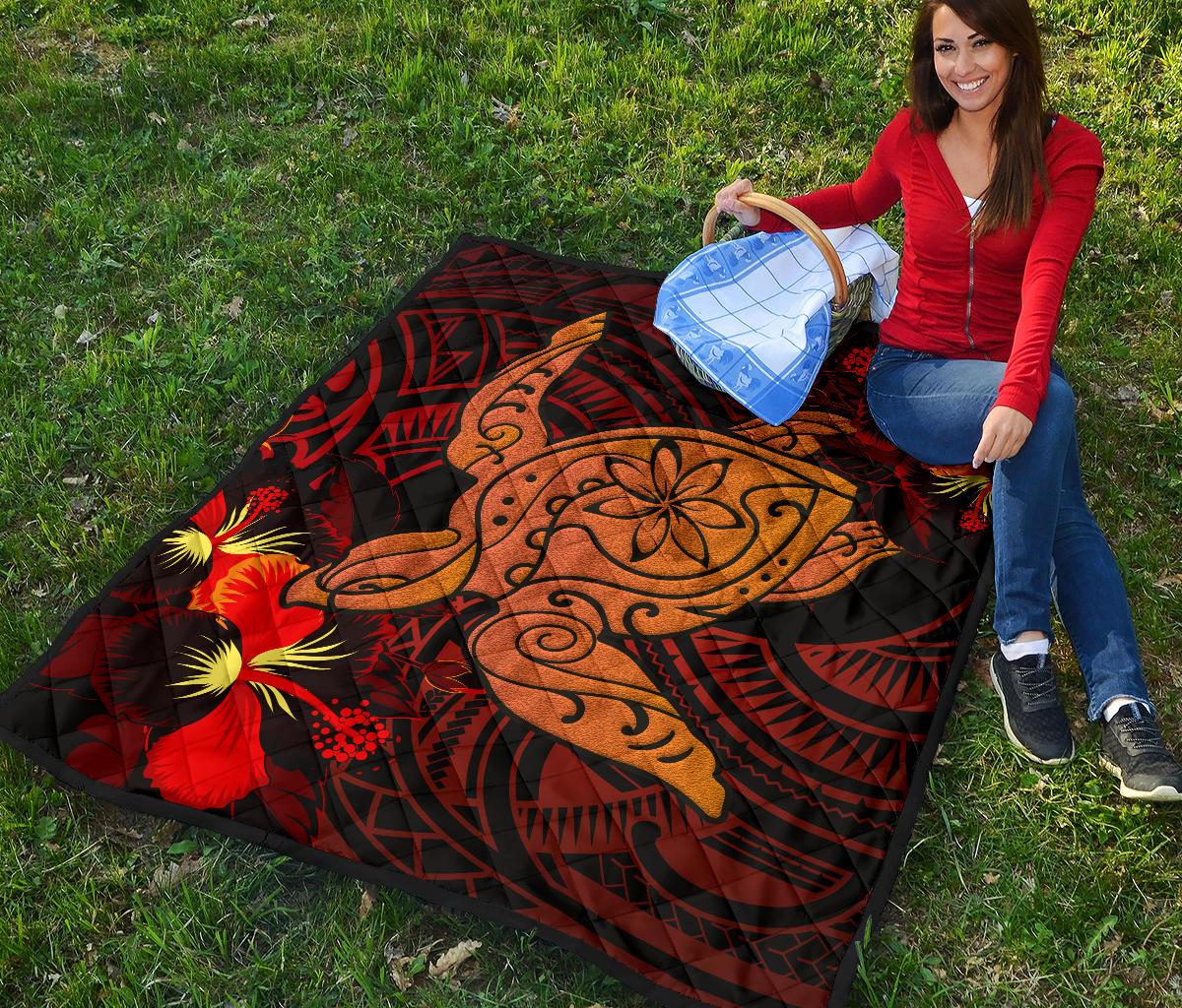 Hawaii Hibiscus Polynesian Red Big Turtle Premium Quilt - Polynesian Pride