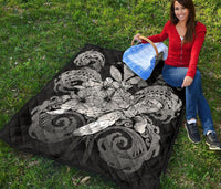 Hawaii Turtle Wave Polynesian Premium Quilt - Hey Style Gray - Polynesian Pride