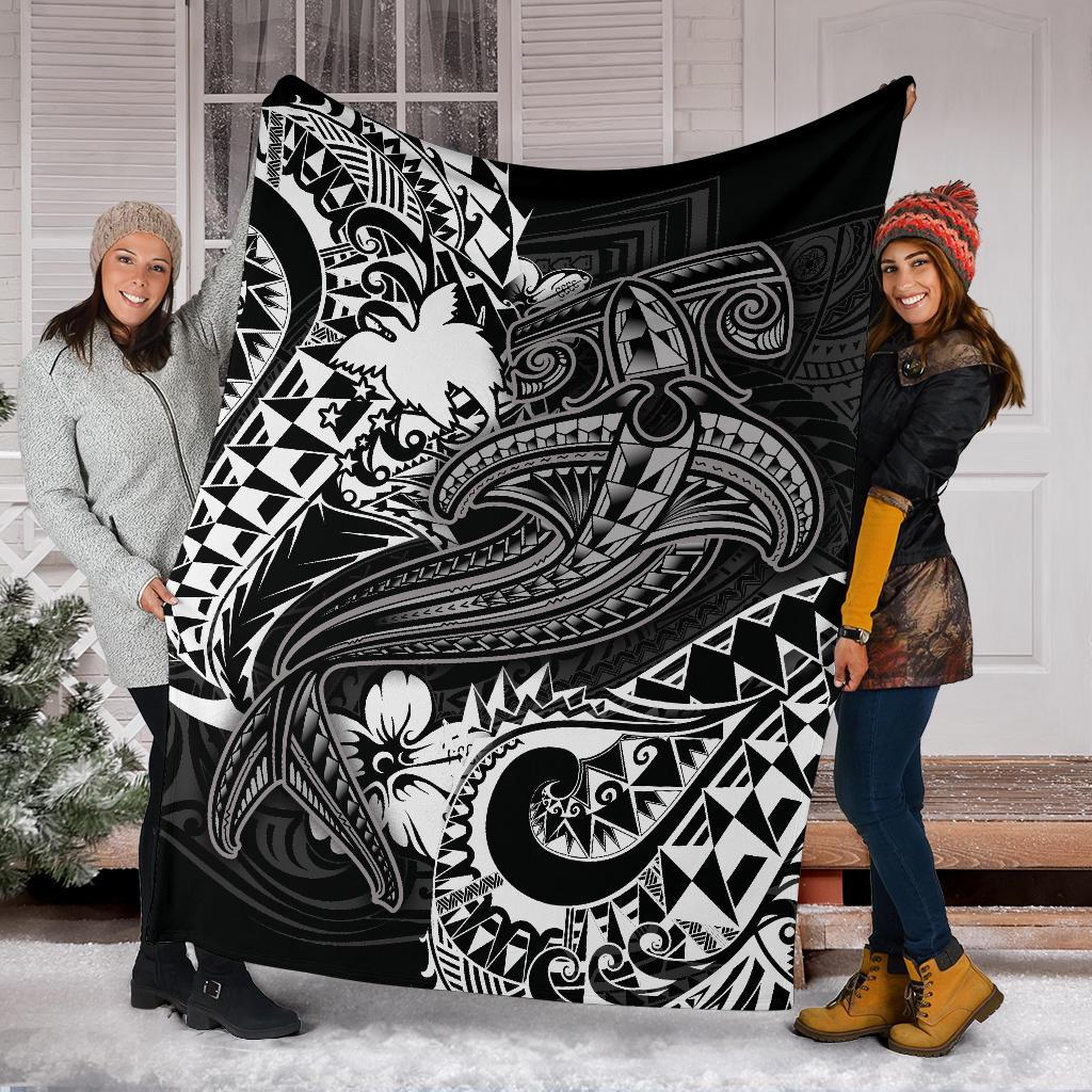 Papua New Guinea Premium Blanket - White Shark Polynesian Tattoo - Polynesian Pride