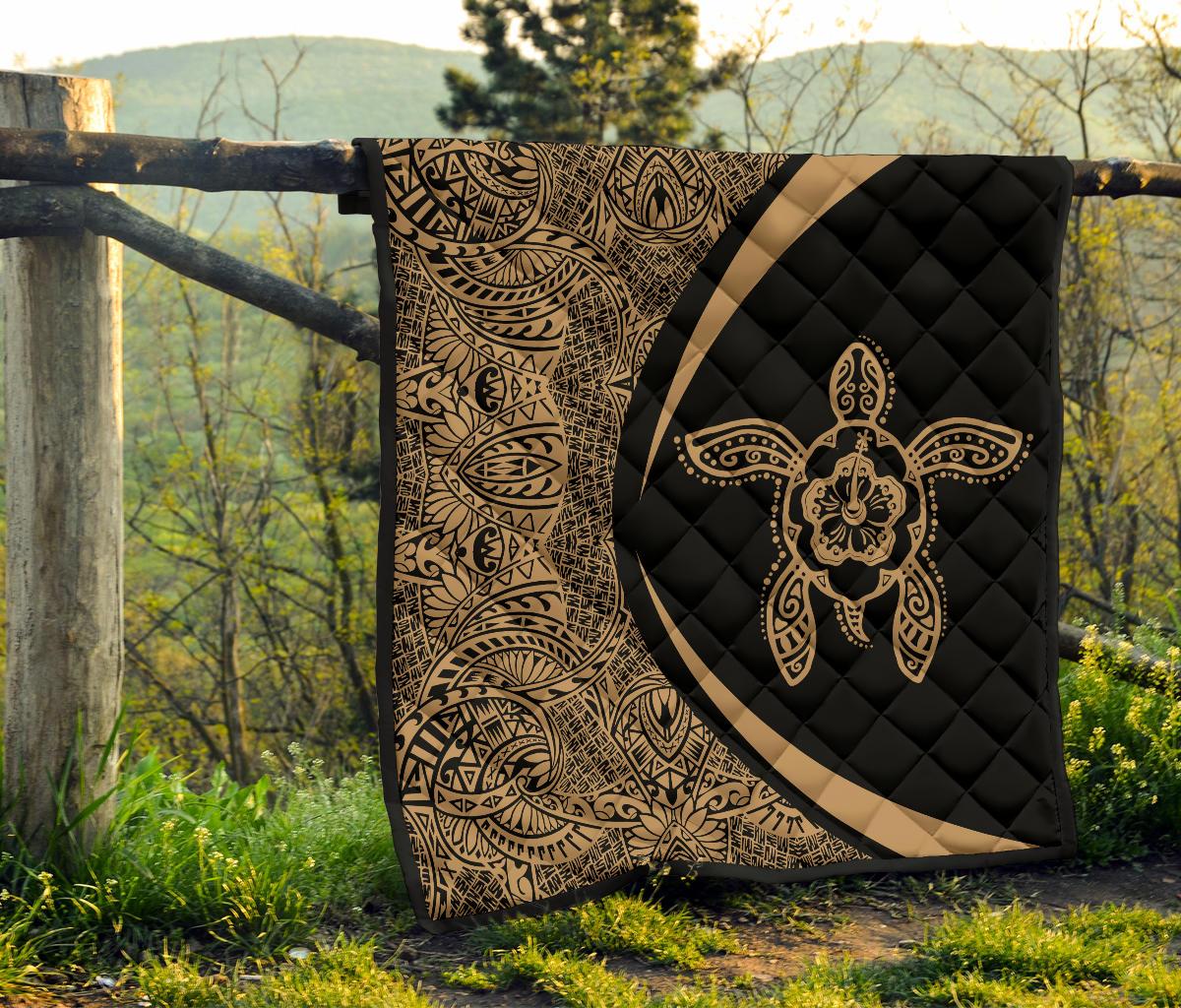 Hawaiian Hibiscus Turtle Polynesian Black Premium Quilt - Circle Style - Polynesian Pride