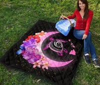 Hawaii Map Moon Star Turtle Plumeria Hibiscus Premium Quilt - Polynesian Pride