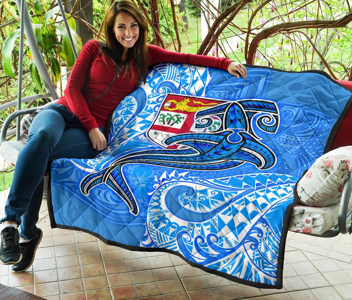 Fiji Premium Quilt - Blue Shark Polynesian Tattoo - Polynesian Pride