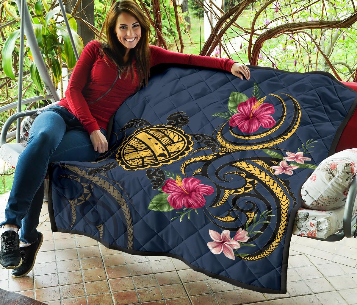 Hawaii Polynesian Turtle Hibiscus Plumeria Premium Quilt - Nane Style - Polynesian Pride