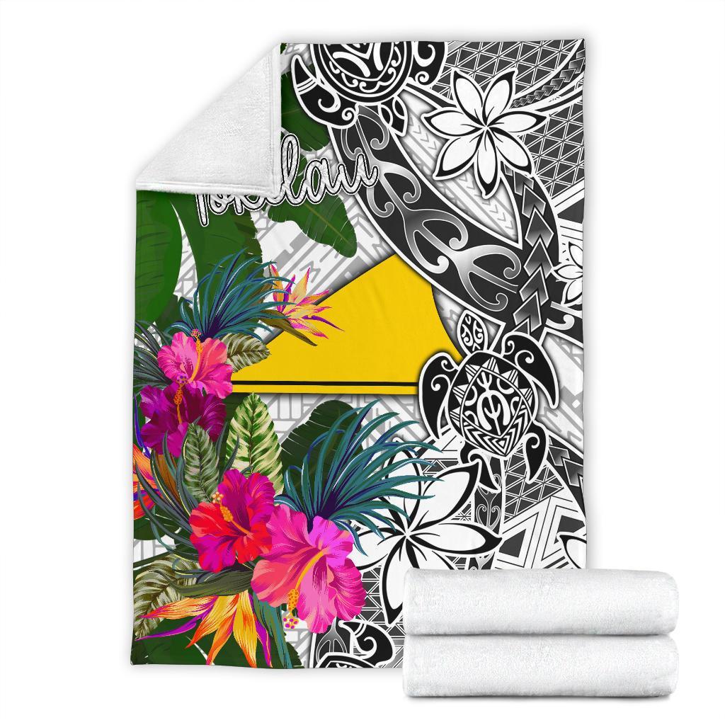 Tokelau Premium Blanket White - Turtle Plumeria Banana Leaf - Polynesian Pride