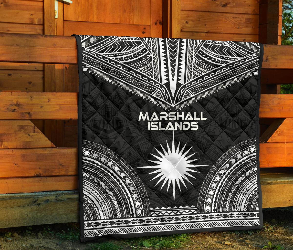Marshall Islands Premium Quilt - Marshall Islands Flag Polynesian Chief Black Version - Polynesian Pride