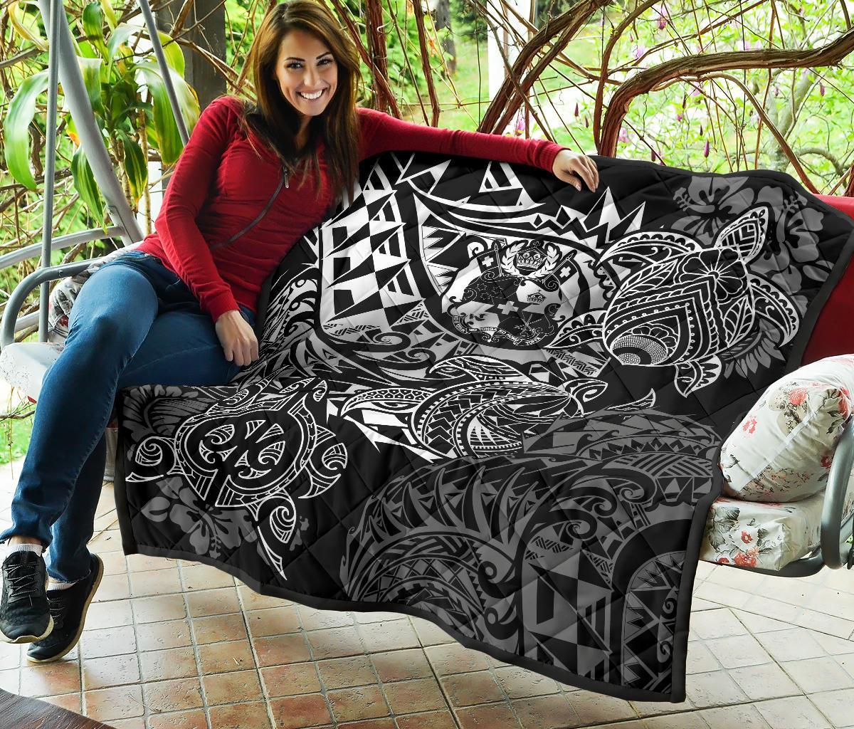 Tonga Polynesian Premium Quilt - White Turtle Flowing - Polynesian Pride