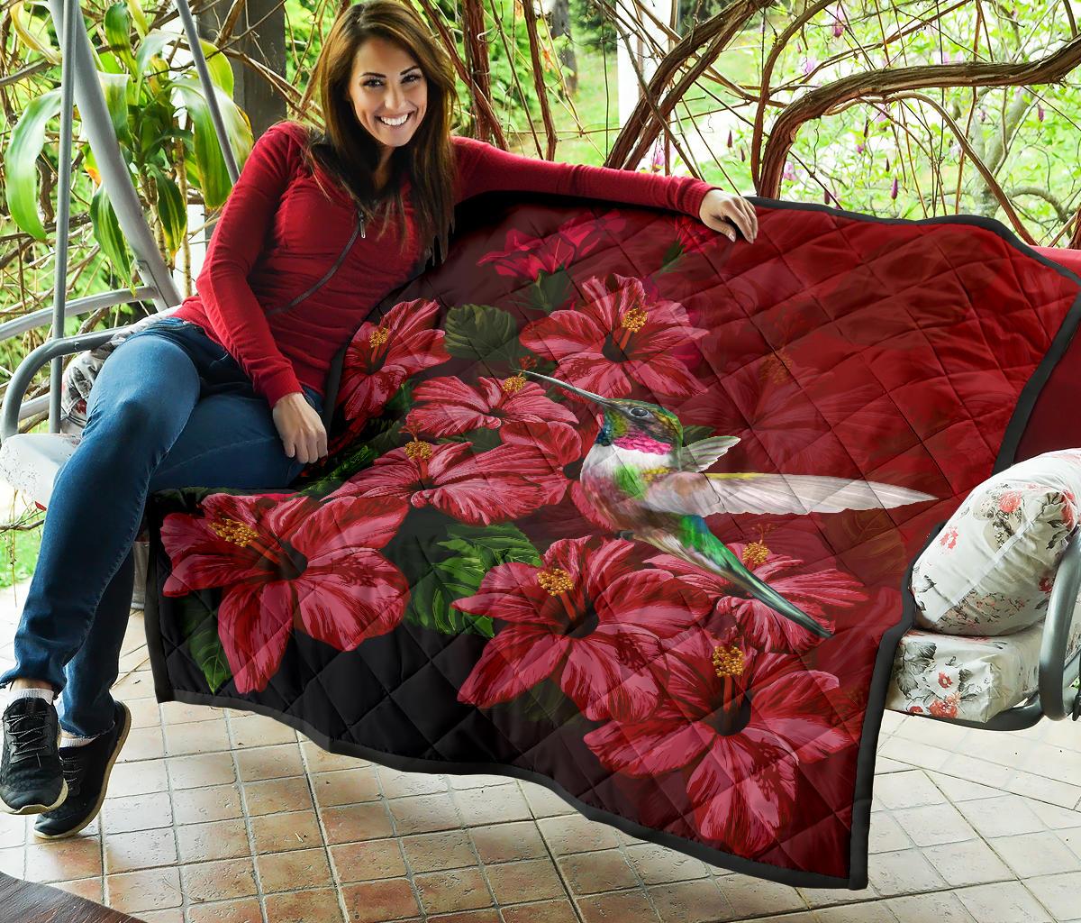 Hawaii Red Hibiscus Humming Bird Premium Quilt - Polynesian Pride