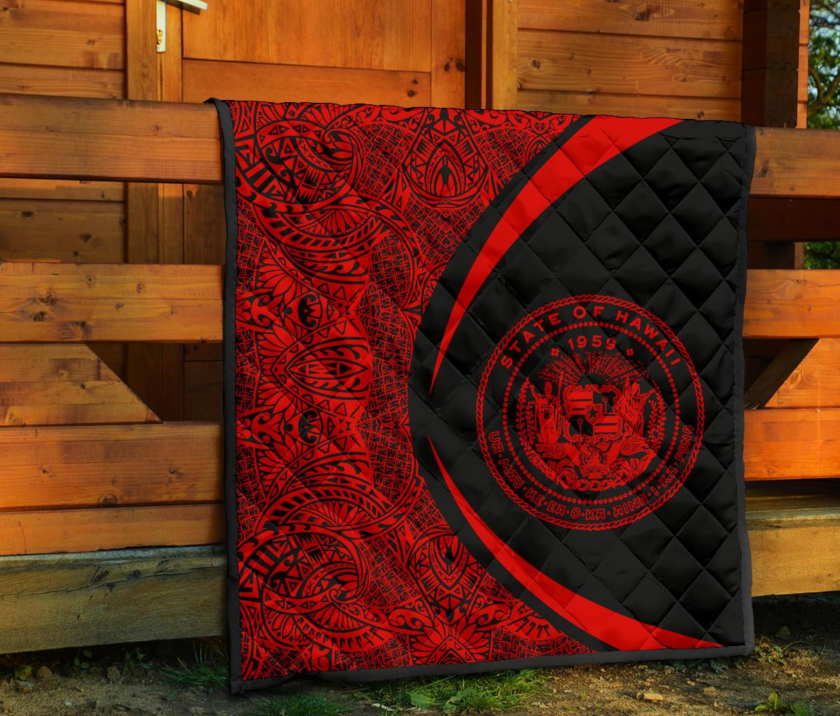 Hawaii Coat Of Arms Polynesian Black And Red Premium Quilt - Circle Style - Polynesian Pride