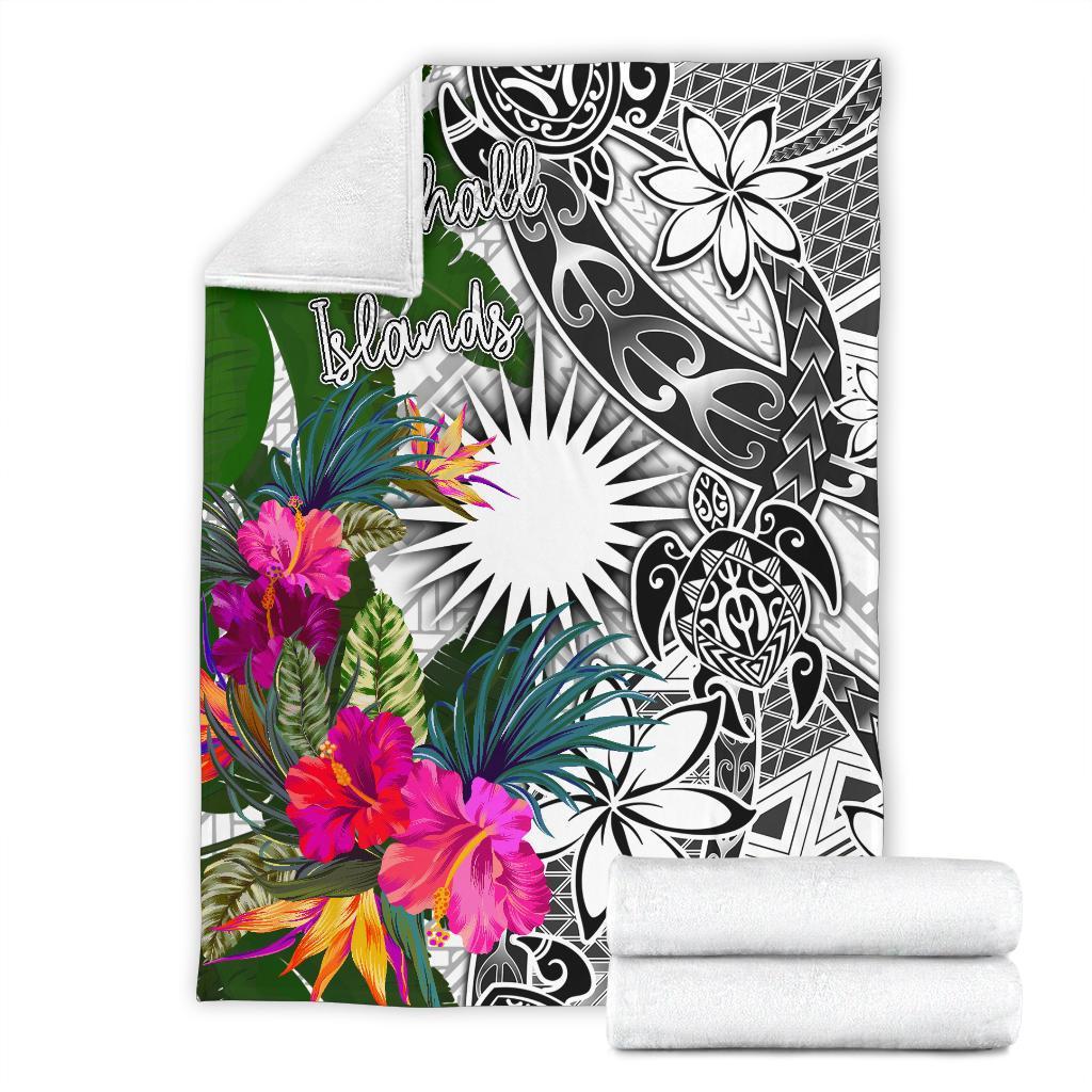 Marshall Islands Premium Blanket White - Turtle Plumeria Banana Leaf - Polynesian Pride